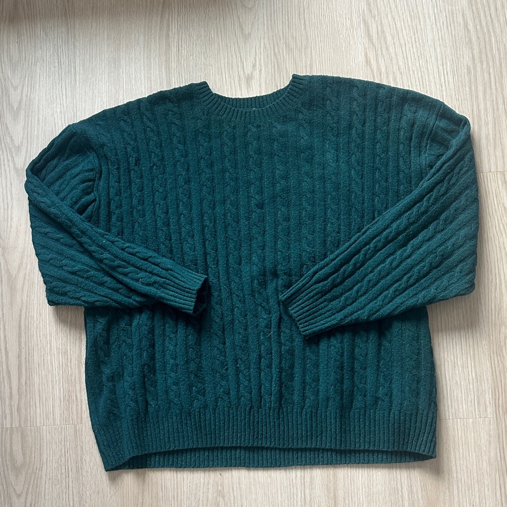 Hollister Forest Green Cable Crewneck Sweater